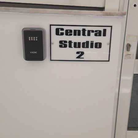 Central Studio 2 Heraklion Exteriör bild