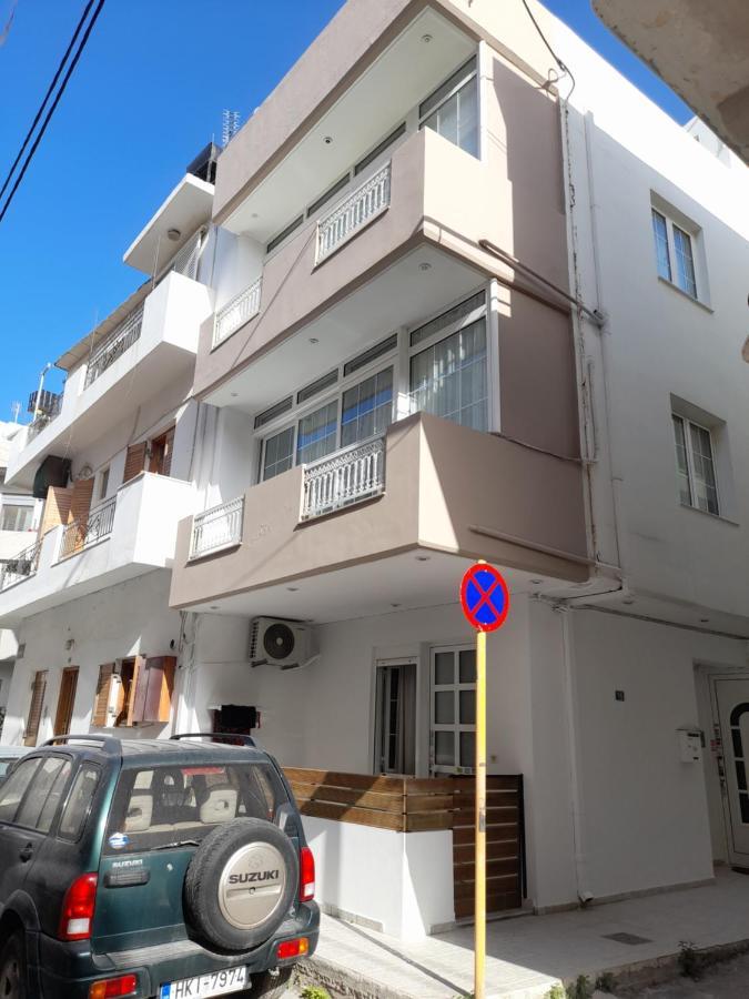 Central Studio 2 Heraklion Exteriör bild